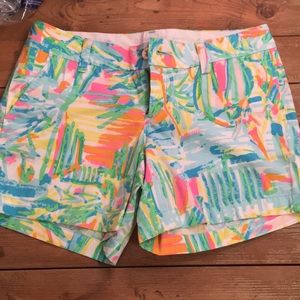 Brand new! Lily Pulitzer size 2 shorts